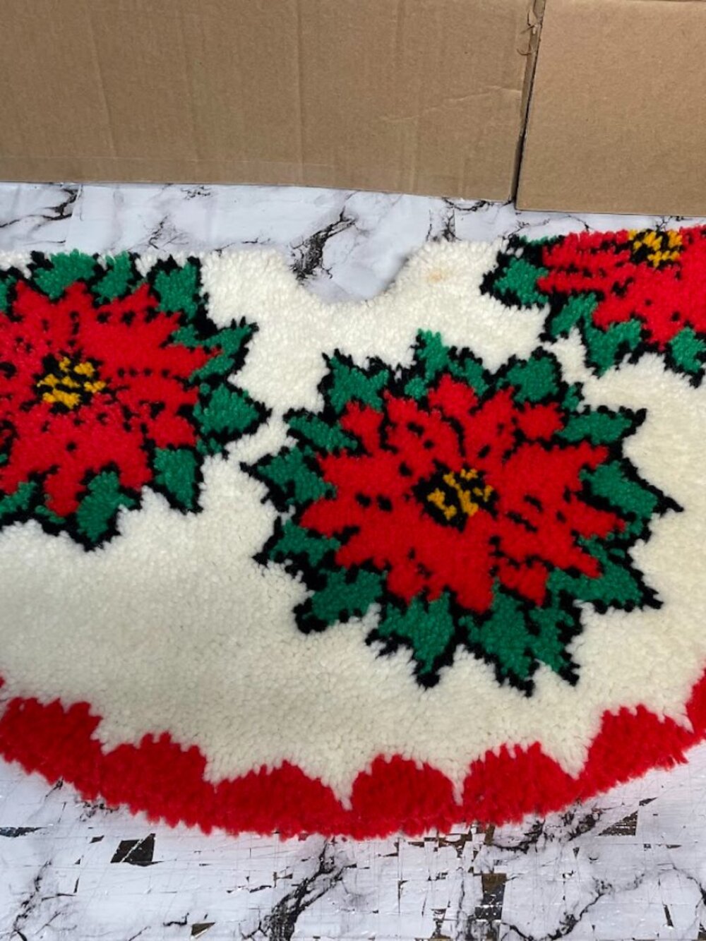 Latch Hook Poinsettia Christmas Tree Skirt Vintage Holiday Hand Made Decoration